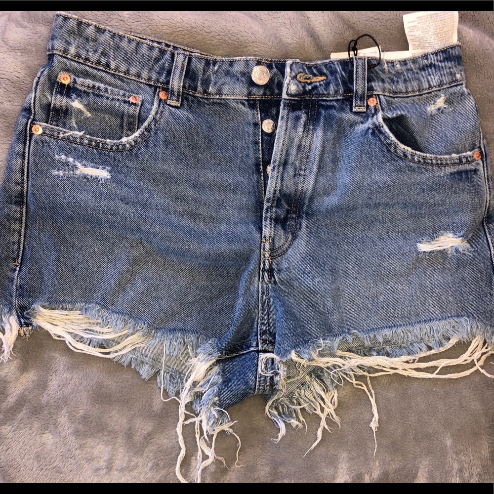 New Zara distressed jean shorts